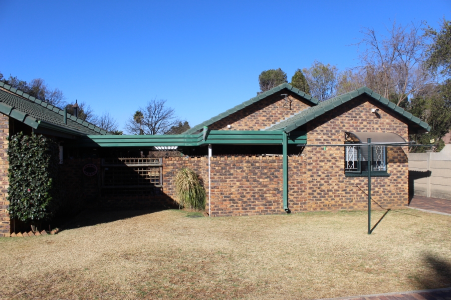 3 Bedroom Property for Sale in Vaalpark Free State